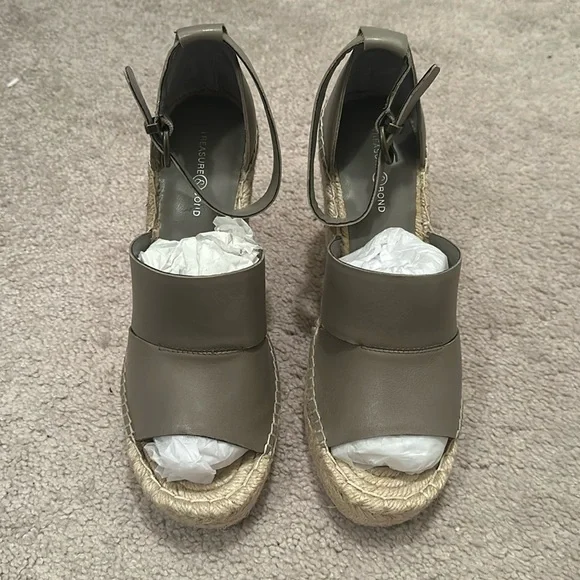 ✨New✨ Treasure & Bond Sannibel Platform Wedge Sandal - Picture 1 of 9